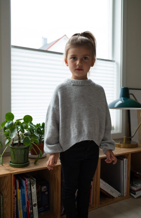 Everyday sweater knitting pattern kids sweater knitted top dowin merino. Simple everyday children's sweater knitting pattern. Merino sweater for children